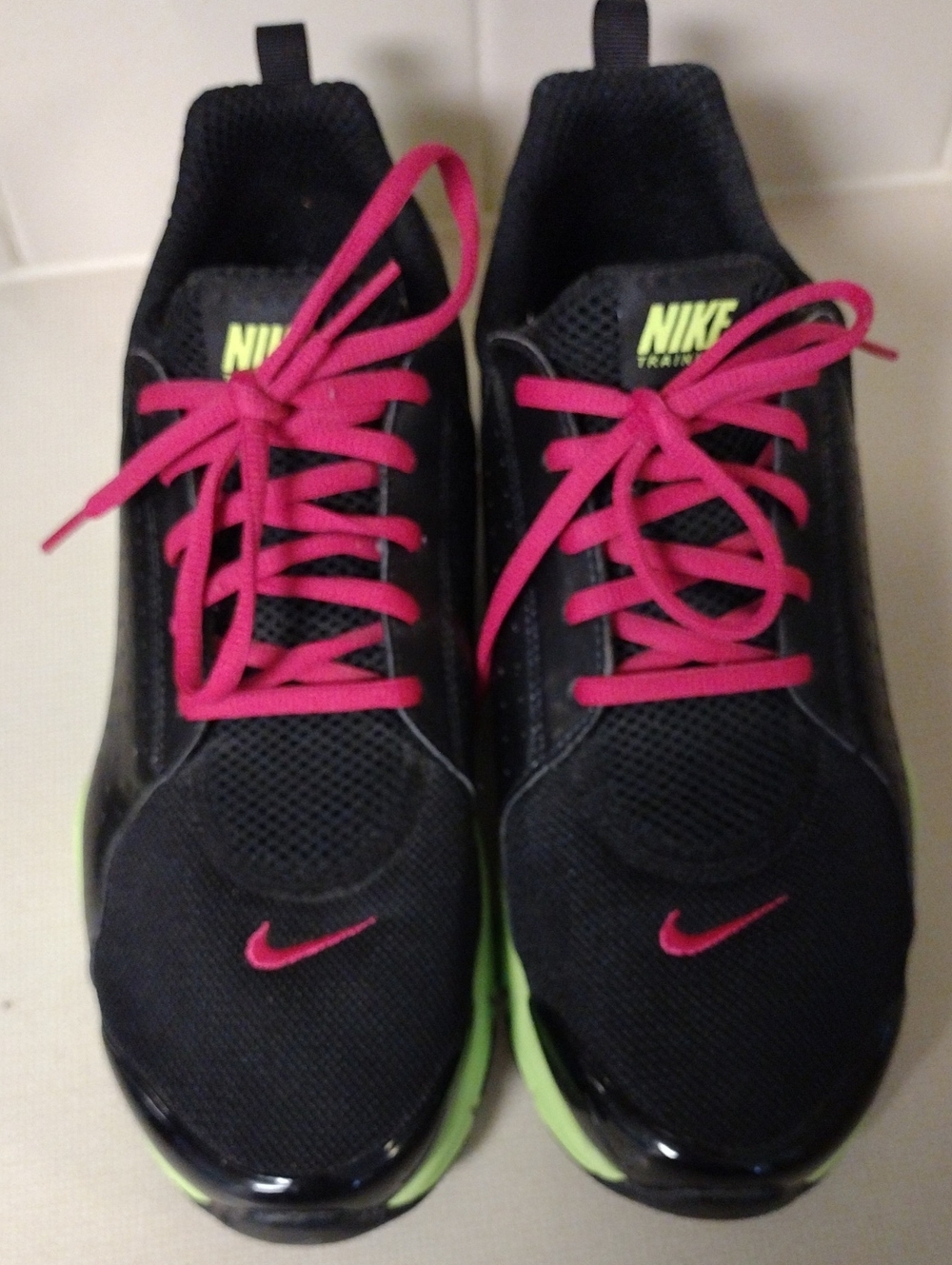 Nike Women's Season Black Sneakers Cross Training Shoes Size 10